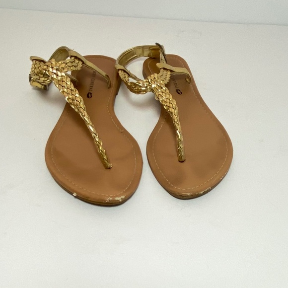 (Set of 3) Body Central Sandals Size: 6 - Picture 4 of 6